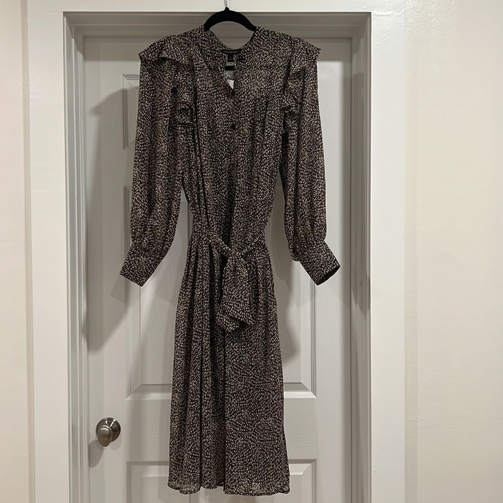 Banana Republic FLUTTER MIDI SHIRTDRESS - Picture 2 of 8